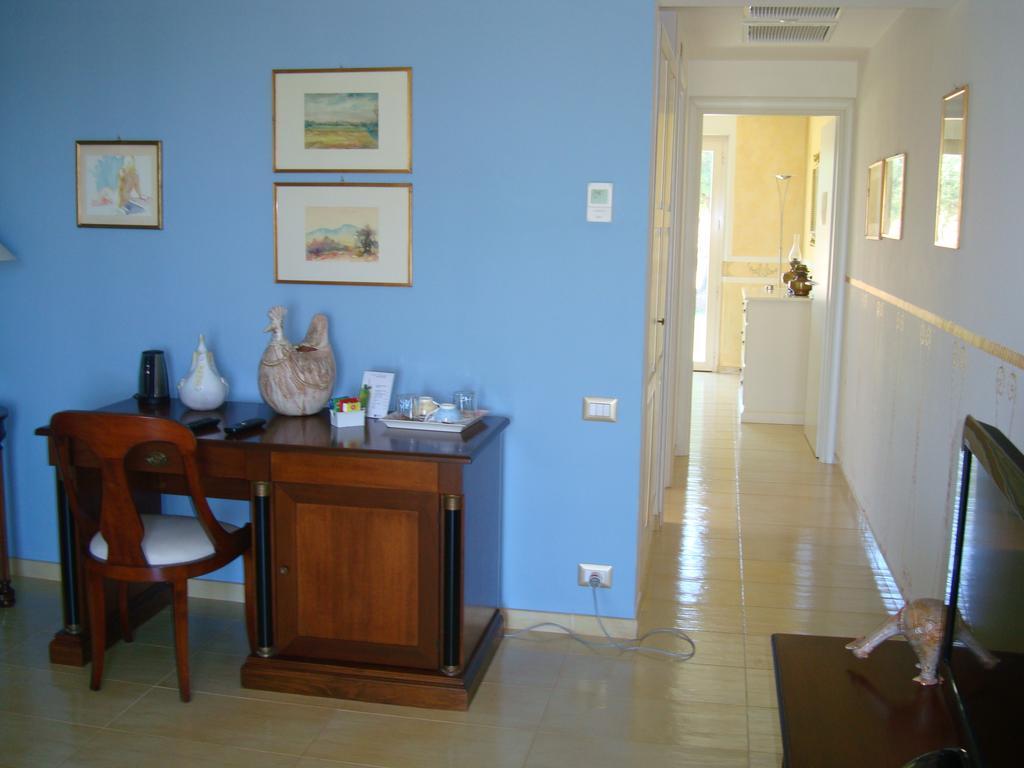 Country Resort Capo Nieddu Santa Caterina Di Pittinuri  Zimmer foto