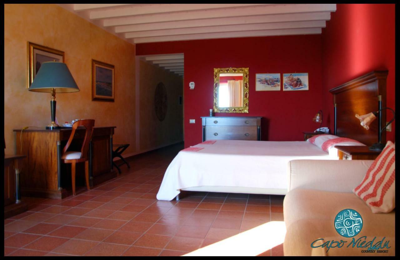 Country Resort Capo Nieddu Santa Caterina Di Pittinuri  Exterior foto